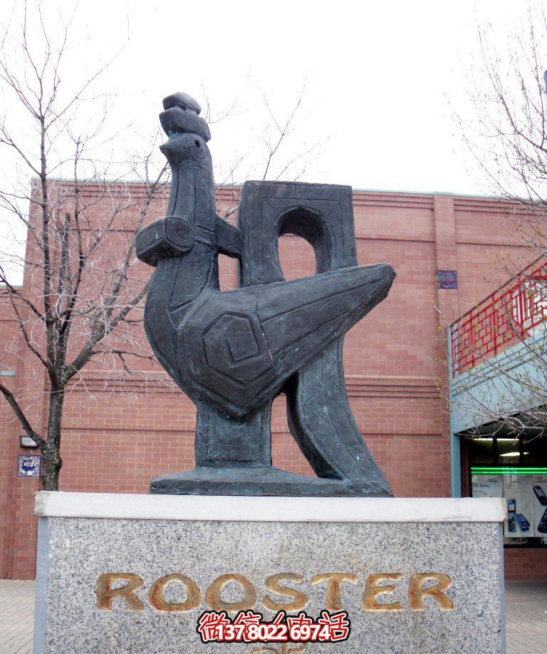 玻璃鋼創意雞雕塑，點亮街道美景