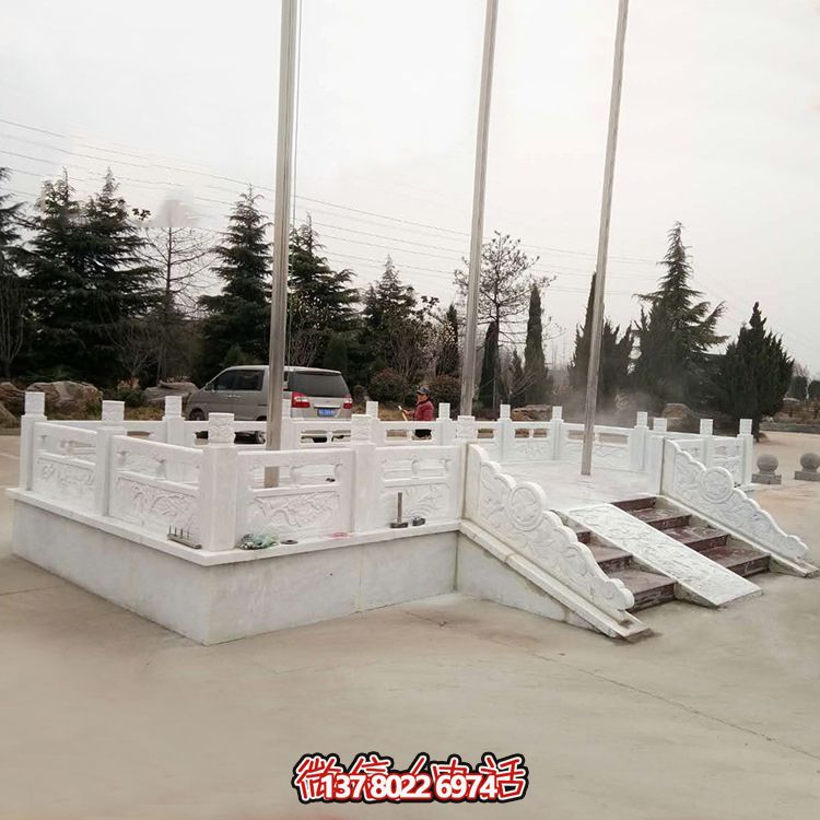 紀(jì)念中國母親河流運(yùn)動——精美石雕升旗臺