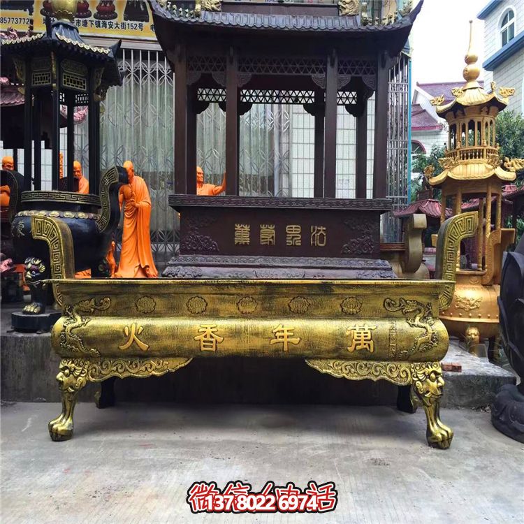 大型純銅鎏金香爐雕塑，為景觀寺廟增添靈性美感