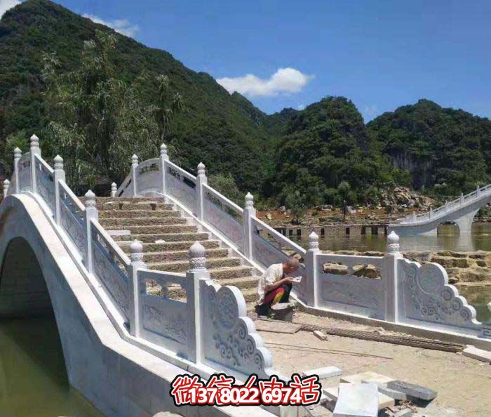 石拱橋，精美漢白玉欄桿，美景美景