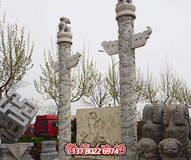廣場(chǎng)景觀盤龍柱石雕