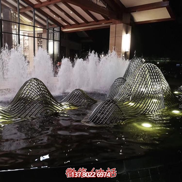 不銹鋼金屬?lài)娙凹偕降袼? title=